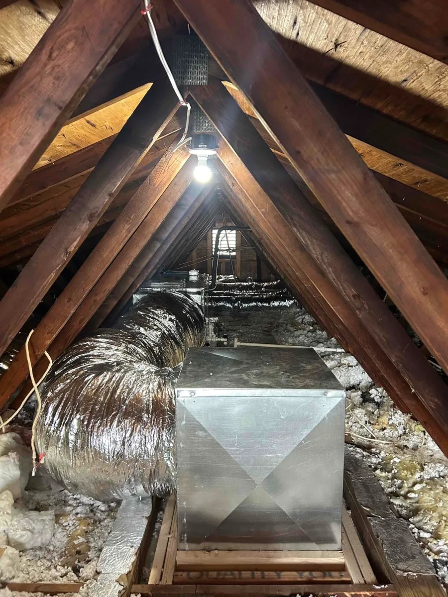 Bosch heat-pump indoor equipment and outdoor condenser serving a Mill Plain home in Fairfield, CT.